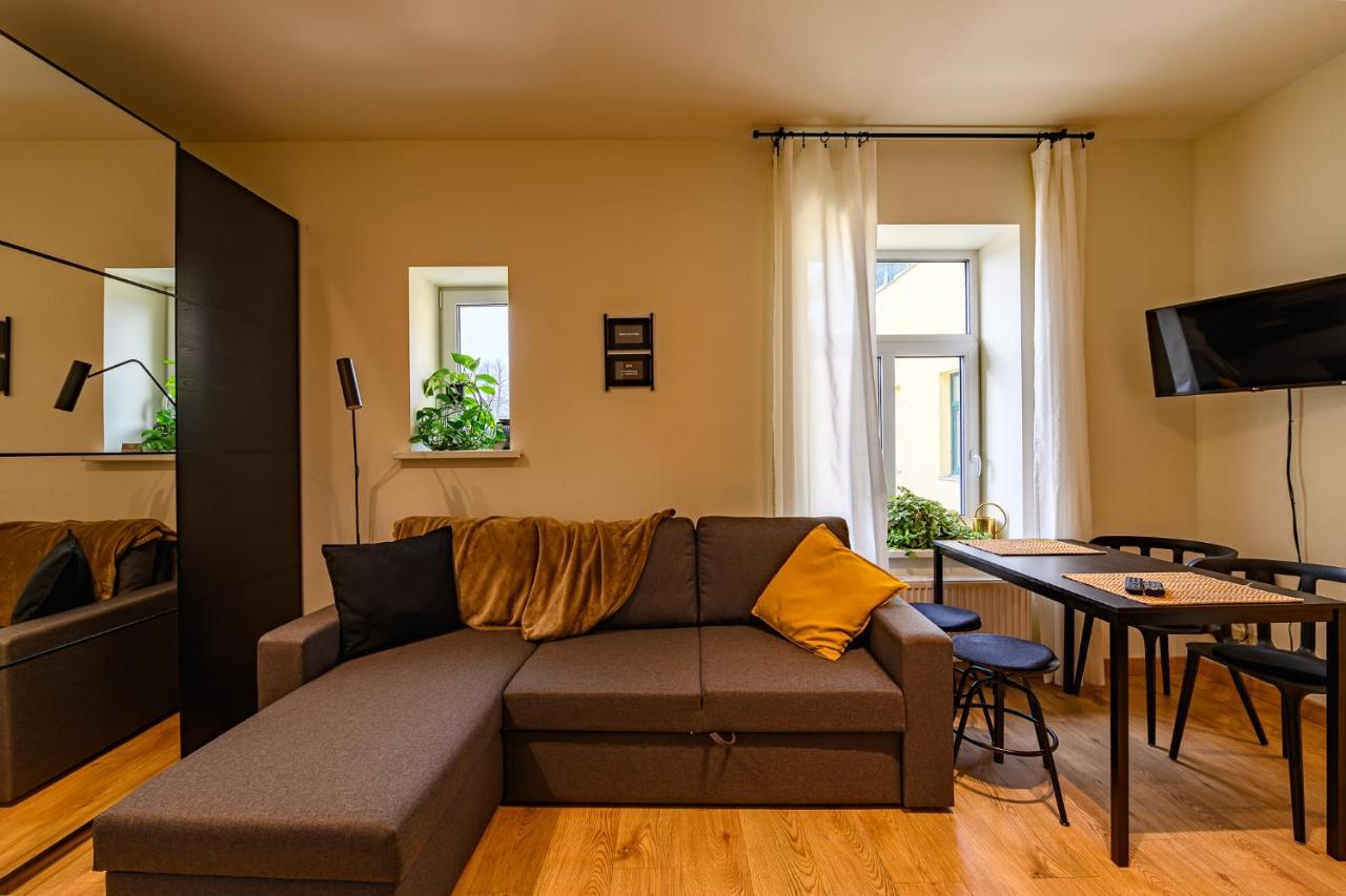 Liepaja Apartments Luaran gambar