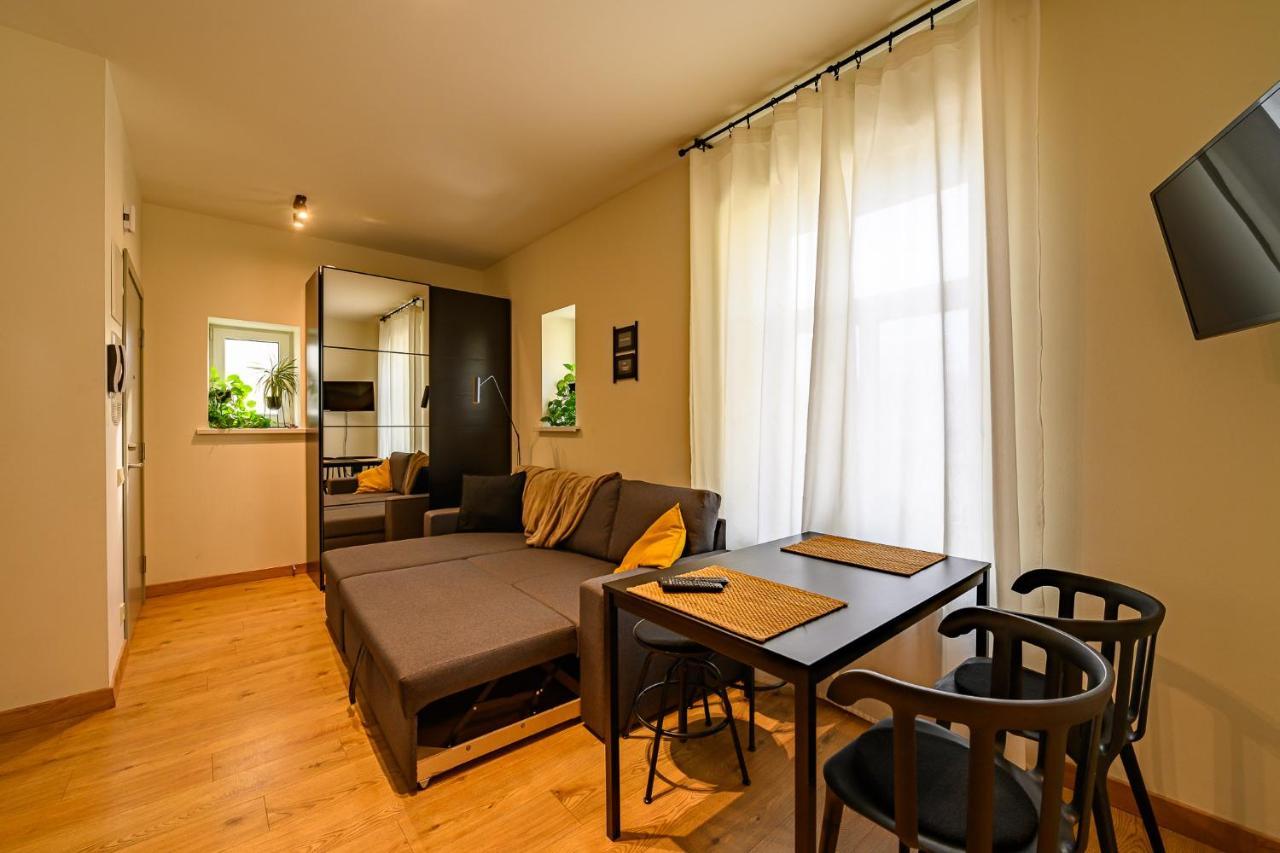 Liepaja Apartments Luaran gambar